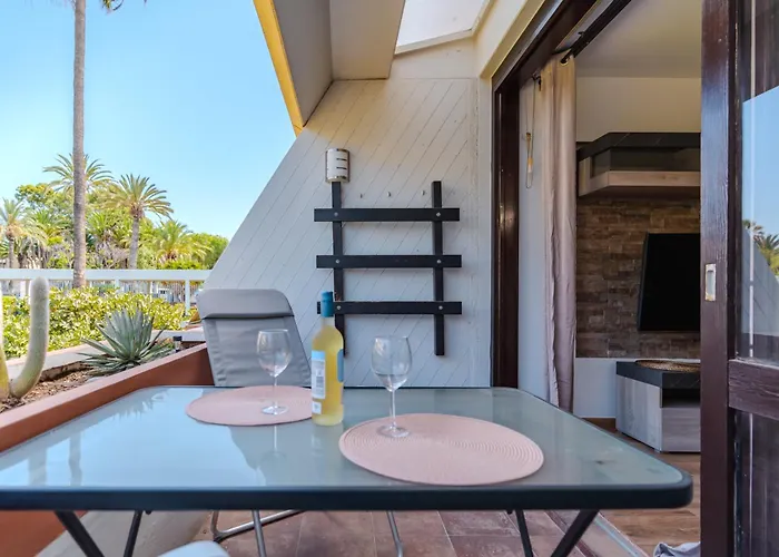 Marav, Climatizated Pool Apartment *