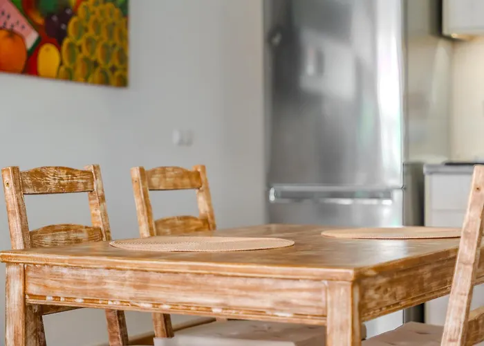 דירה Marav, Climatizated Pool