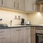 Sunny With Pool & Terrace & Wifi