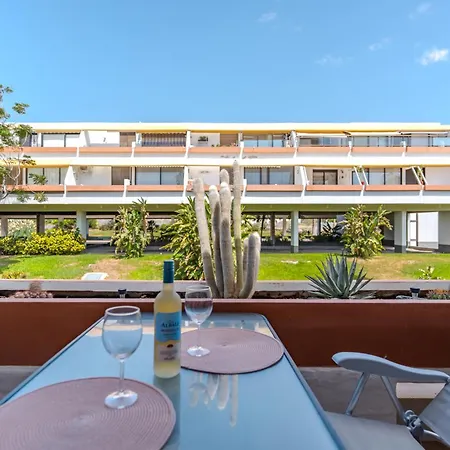 Marav, Climatizated Pool *